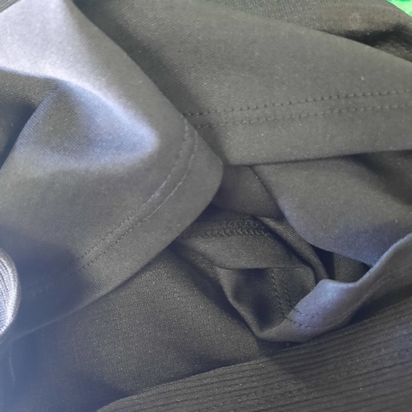 Knit Works Top Girl's Size 10 Black Beaded Sleeveless Cropped Stretch Blouse - Picture 8 of 8